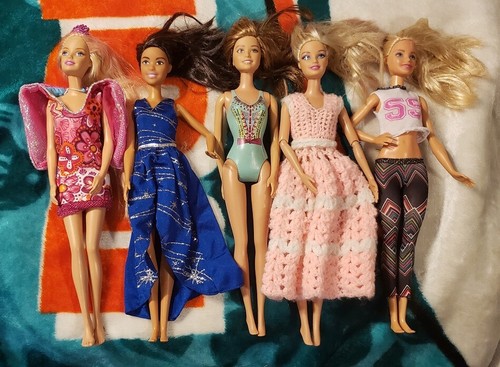 WÄHLEN SIE AUS GROSSER AUSWAHL AN BARBIE UND ANDEREN PUPPEN KONVOLUT - Bild 9 von 30