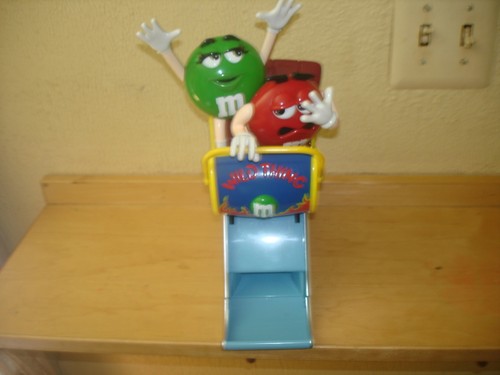 M & M M&M'S COLLECTOR'S WILD THING ROLLER COASTER DISPENSER WITH BOX SUPER FUN!! - Picture 2 of 11
