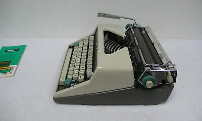 Olympia Olympia SM-7 Grey Typewriter