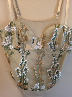 Lulus Boho Embroidered Sleeveless Bodysuit Under wire Thong size M Fairy