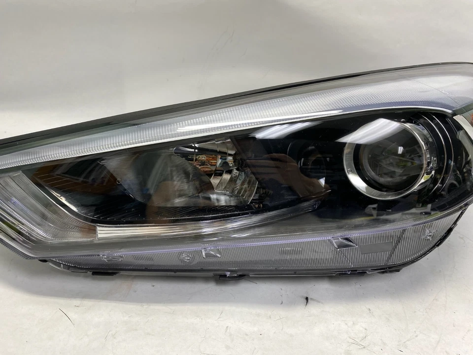 Fits 2016 2017 2018 Hyundai Tucson Driver Side Headlight Lamp Assembly - Image 4 of 4