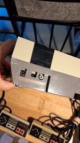 Vintage NINTENDO CONSOLE For Parts Repair Blinking Red Light Controllers NES