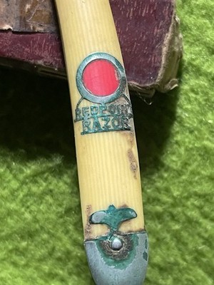 Vintage Red Point Straight Razor Made In Germany #917