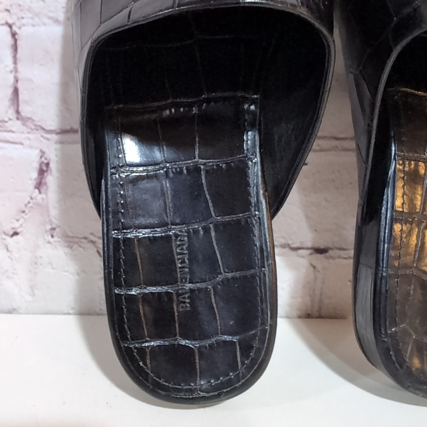 Balenciaga Women's Black Cosy BB Flat Mule Shoes Size 36 thumbnail 4