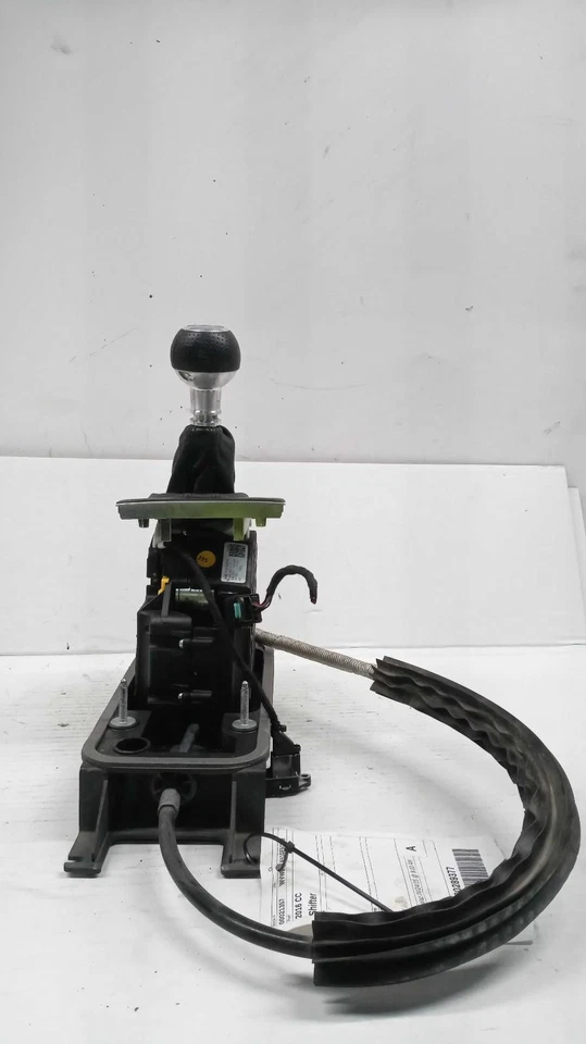 Conjunto de palanca de cambios de transmisión automática usado se adapta a: Volkswagen 2016 grado CC Foto 2 de 4