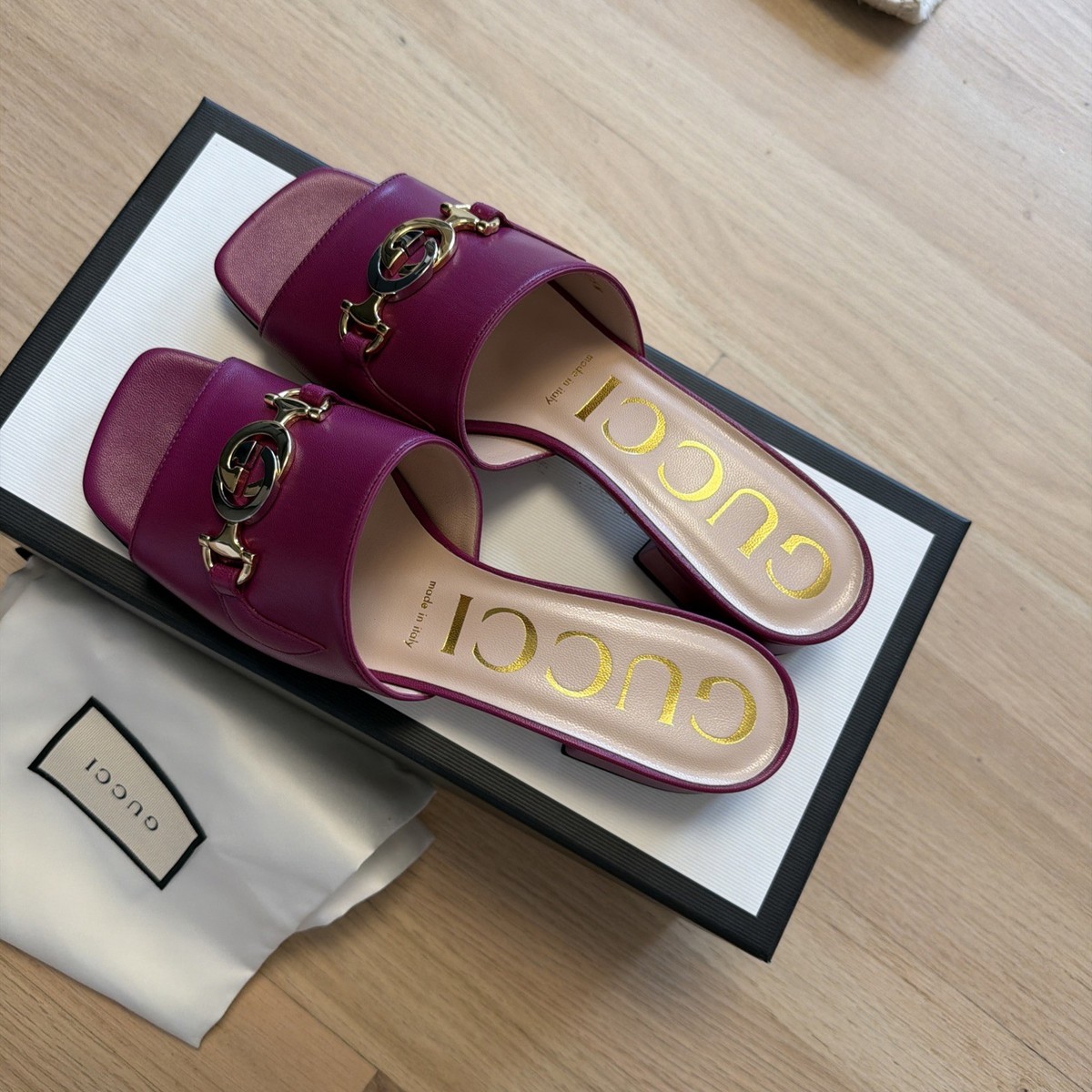 NEW GUCCI Women US 7 EU 37 Gold/Silver GG Logo Pink Leather