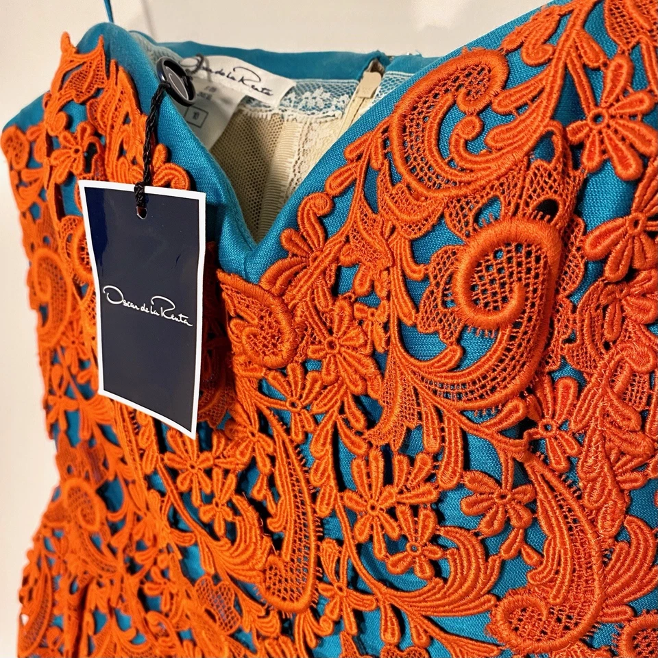 Oscar de la Renta • Vestido estilo años 50 sin tirantes seda y encaje talla 10 $4600 WOWZA! Foto 3 de 4