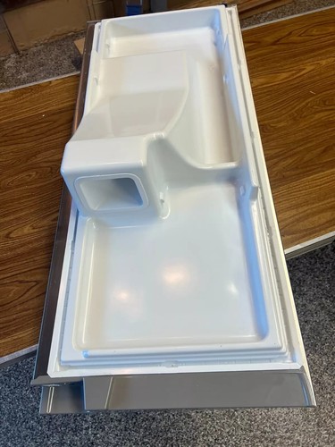 LOT OF 3 STAINLESS REFRIGERATOR DOORS NEW IN BOXES BOSCH ELECTROLUX FRIGIDAIRE - Picture 5 of 16