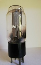 1   x    PT3 OSTAR RADIO (rare)  label , lampe, tube, Röhre, NOS 