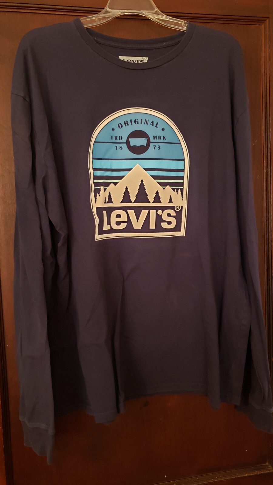 Levi's Pullover XXL Navy Blue Long Sleeves Graphic on Front 