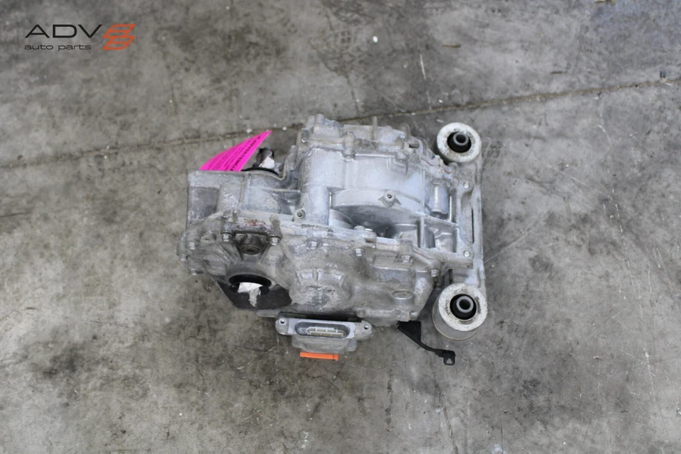 Toyota Crown Hybrid 2023 AWD eléctrico diferencial trasero eje portador OEM 32K Foto 4 de 4