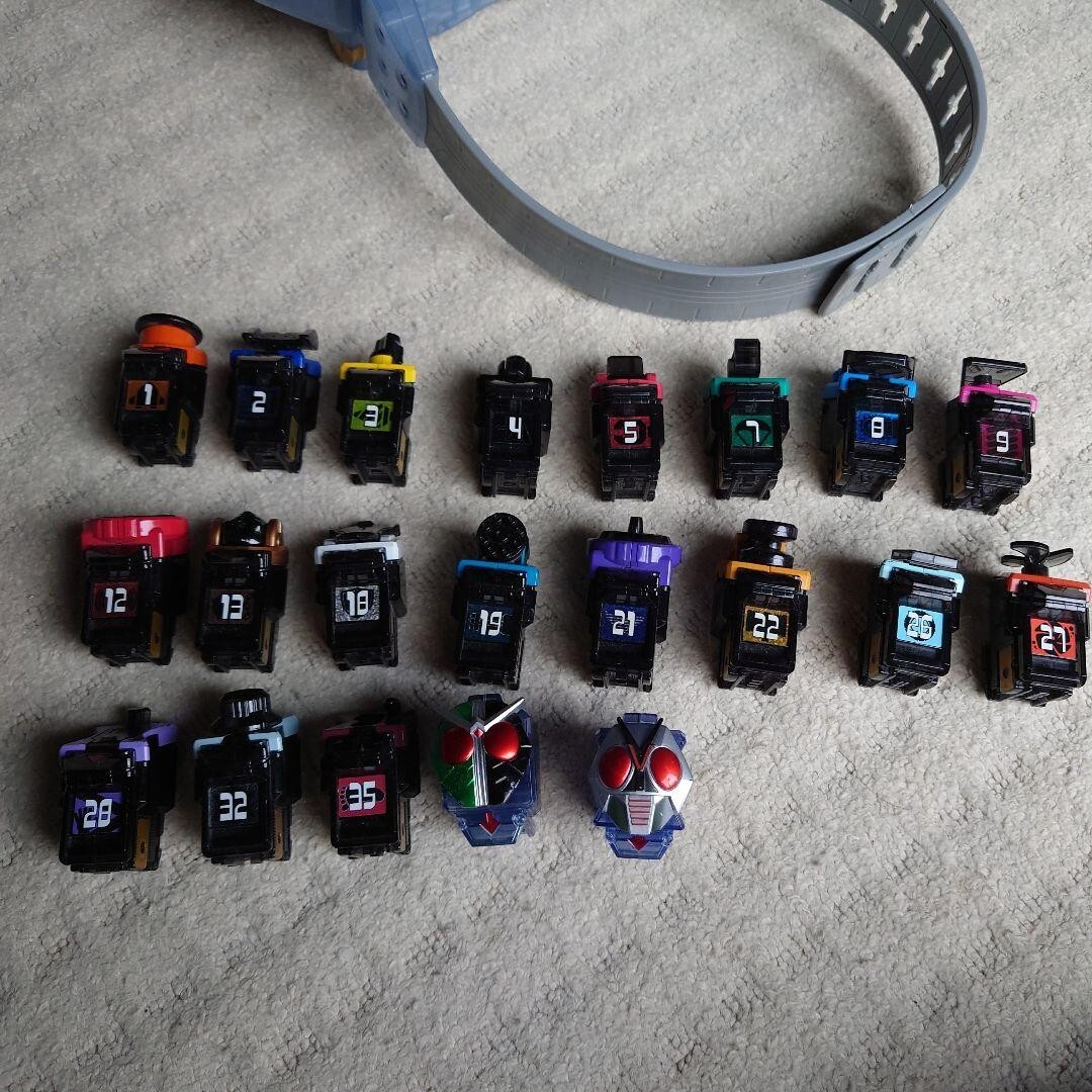【楽天スーパーセール】 Bandai Kamen Rider Fourze DX Fourze Driver Belt Astro Switch 武具