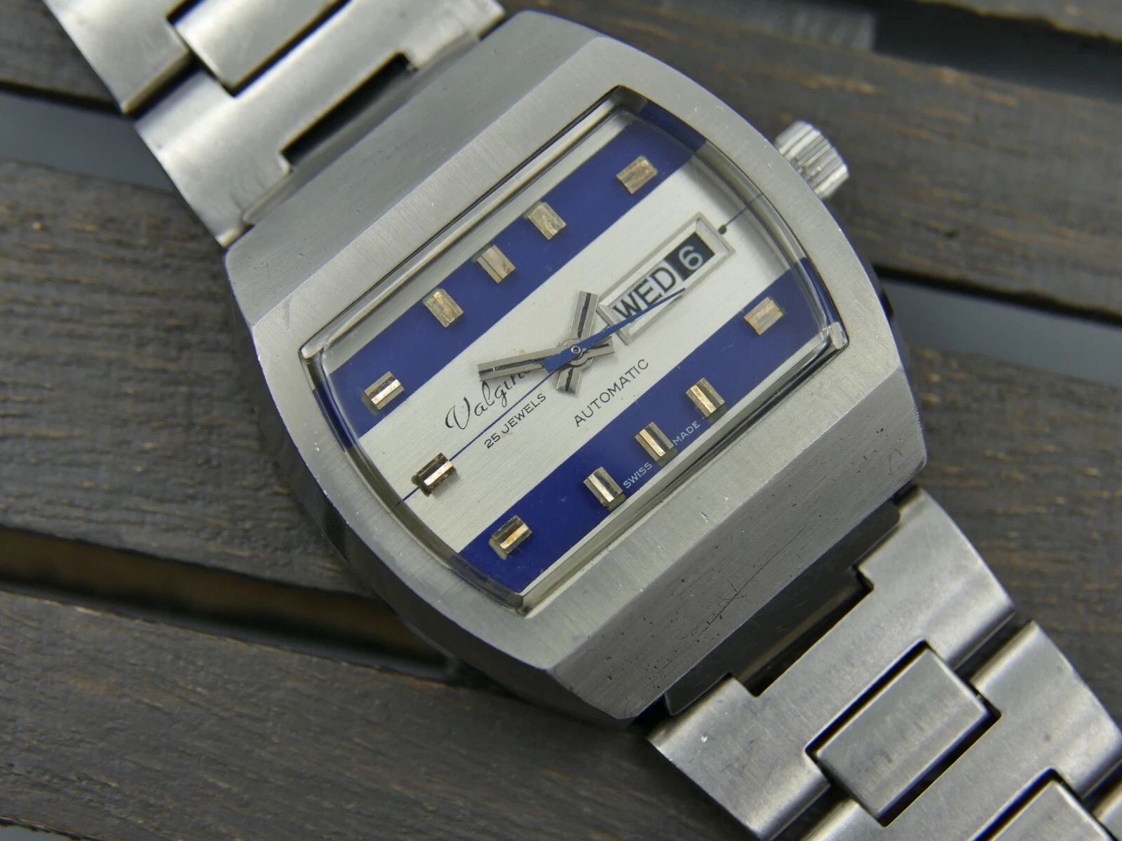 Richard Mille — 70's vintage watch mens swiss Valgine automatic 25j Eta 2789 rare design steel