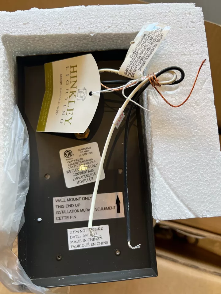 Linterna grande de montaje en pared HINKLEY ARIA 2305KZ Foto 3 de 4