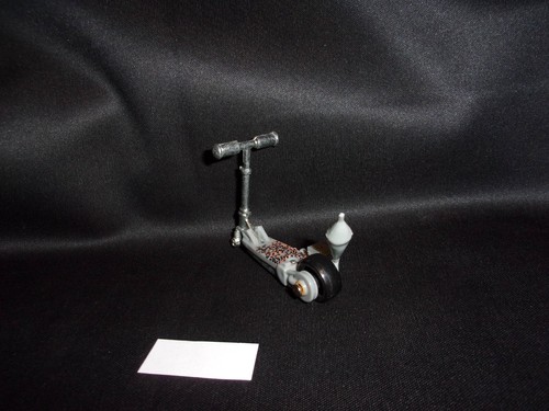 2007 Hot Wheels 145/180 Mo' Scoot - Picture 6 of 9