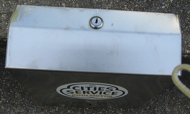 CITIES SERVICE KOOLMOTOR 1950S STYLE GAS STATION TOWEL DISPENSER NEW w/key