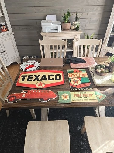 LOT OF 5 TEXACO GASOLINE METAL SIGNS VINTAGE STYLE VERY NICE Metal Signs 👌