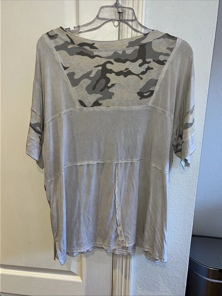 POL Mujeres Camuflada Beige Camiseta Pullover Grande Cuello Cazadora Informal Cómoda Foto 4 de 4