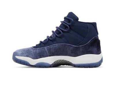 Jordan 11 Velvet Blue 6.5 Big Kids Pre-Owned 100% Authentic with Box