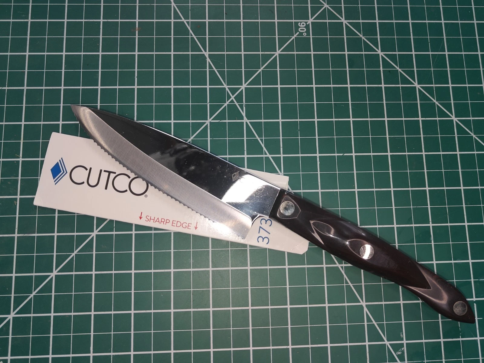 CUTCO 1738 Gourmet Serrated Prep Knife Classic Brown Handle
Opens in a new window or tab