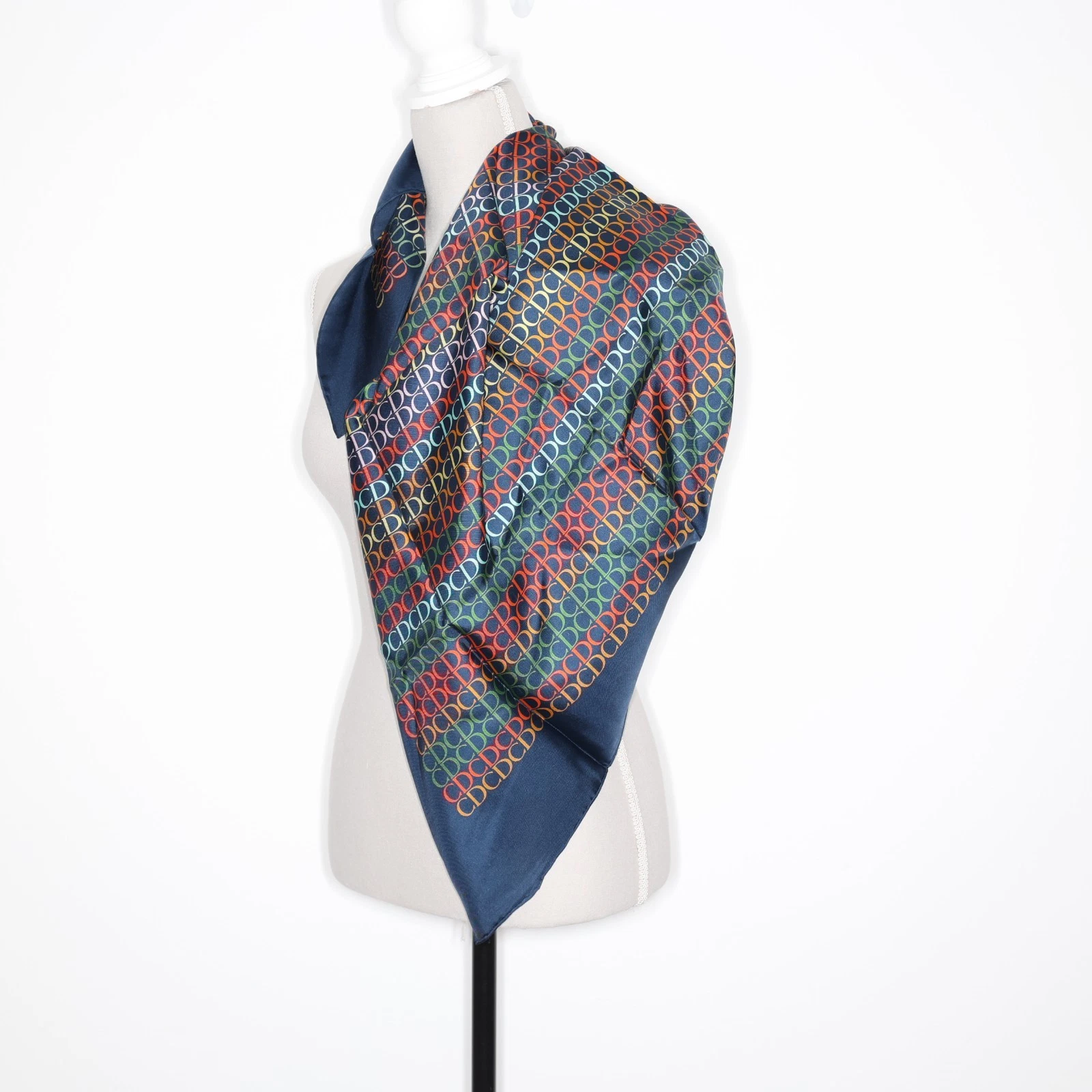 Christian Dior Foulard Imprimé Initial Satin Carré Marine Multicolore Authentique