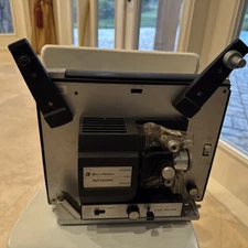 Vintage Bell & Howell Autoload 482A Projector