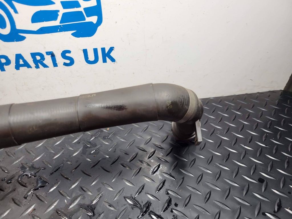 BMW 1 F20 F21 2015 Diesel engine water coolant pipe hose 8514077 LIQ354