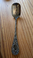 Polnischer Zuck&ouml;ffel mit verziertem Griff, Ornamentmuster, 1 Stk.