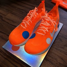 zoom fly orange off white