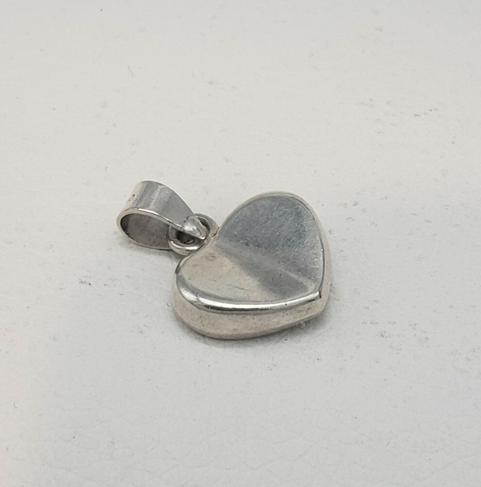 DESIGNER SOLID STERLING SILVER HEART PENDANT - image 3