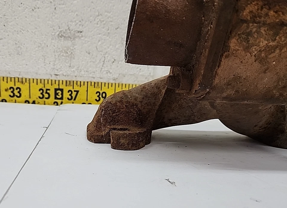 Colector de escape usado OEM GM RH 371 568926 1957-1958 Oldsmobile 88/98 (M13) Foto 4 de 4