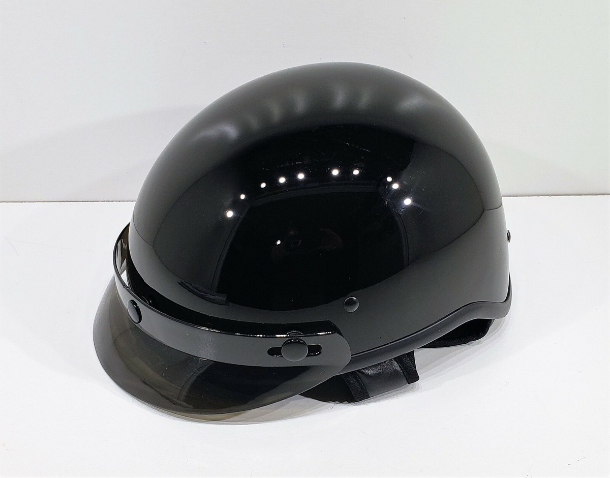 fulmer ranger motorcycle helmet 253 FJ2 Quake Youth Off Road (Red FEATURES Thermoplastic shell construction Low profile fit Plush interior Y strap for comfortable fit Quick release retention system DOT Approved Two shell sizes SML Great Condition Solid Black Fulmer