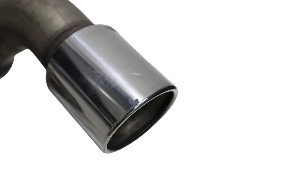 Silenciador silenciador escape motor trasero derecho Maserati GranTurismo MC 2012 OEM Foto 2 de 4