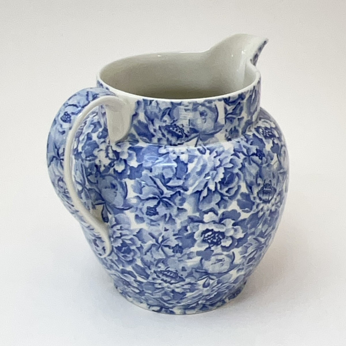 入手困難品❢新品・値下げ不可　LAURA ASHLEY シェードのみ　フラワー Laura Ashley Palace Gardens England 6.5