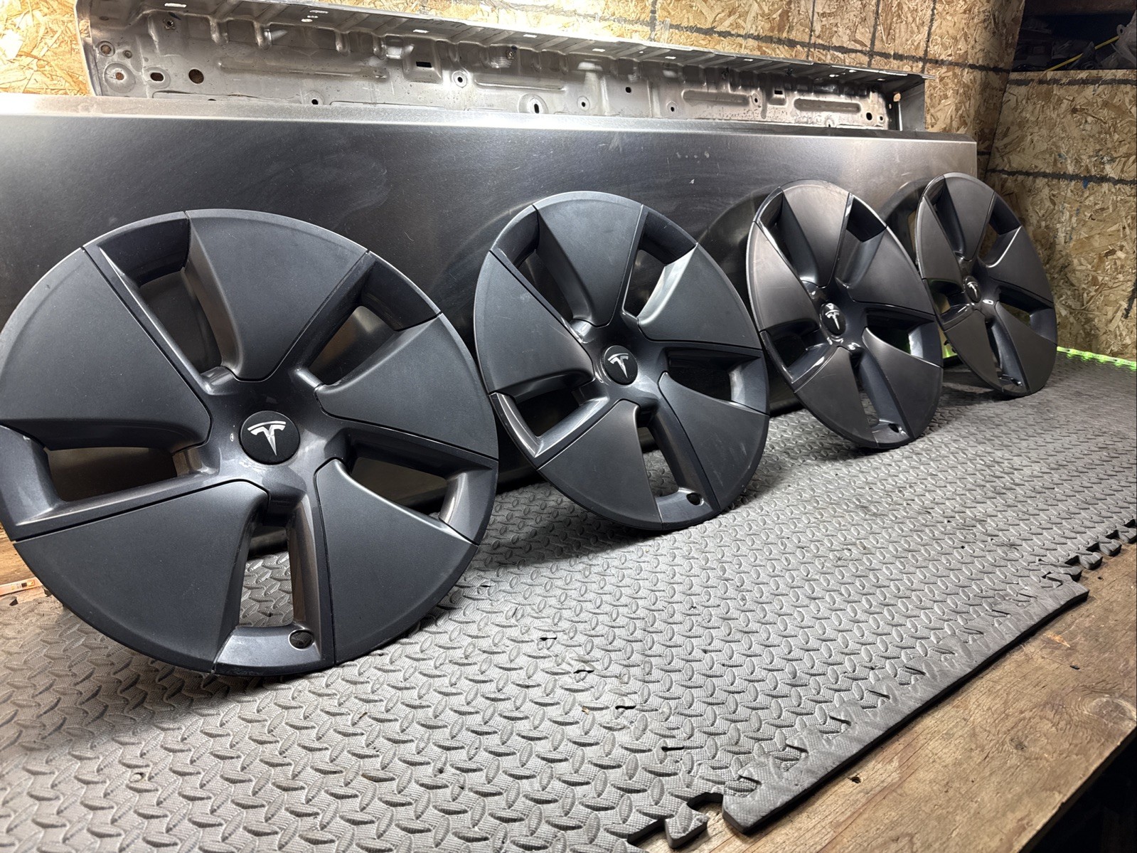 2020-2024 TESLA MODEL 3 Wheel AERO Covers set of 4  GENUINE 1044271-00-A 18''