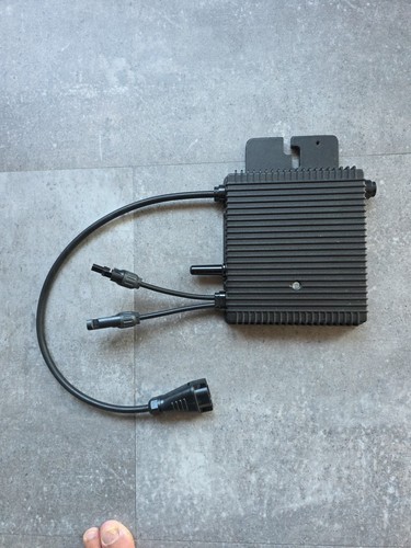 Hoymiles HMS-400-1T Mikro-Wechselrichter – Plug & Play Balkonkraftwerk