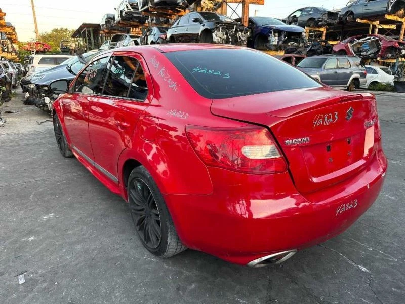 Rocker Panel Molding Passenger Right Side 2011 12 13 Suzuki Kizashi Foto 4 de 4