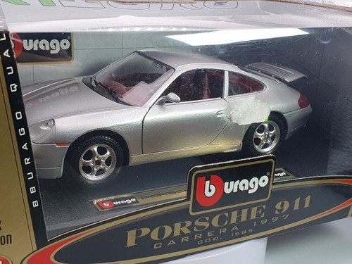 Porsche 911 996 Burago 1/24 Argento 1997 - Foto 2 di 4