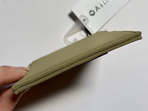 NEW! Athleta DIEM CARDHOLDER in “Olive Branch” 3 Card Slots, Zip Pocket SOLD OUT - Picture 11 of 15