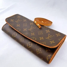 LOUIS VUITTON Pochette Twin GM M51852