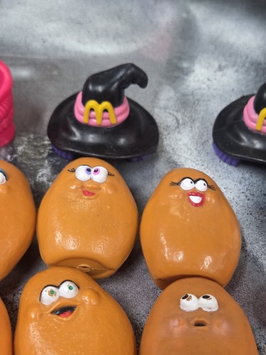 Lot of Vintage McDonald's Happy Meal McNugget Buddies & Costumes Toys - Bild 3 von 8