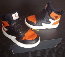 Nike Sky Jordan 1 ( PS ) Eur 27.5 Black Starf...