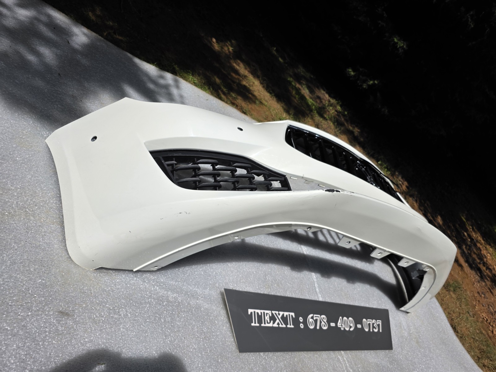 2014-2017 Maserati Ghibli Front Bumper Cover. OEM.  LOCAL PICK UP ONLY 670010937