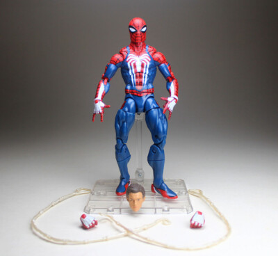 game verse spiderman marvel legends
