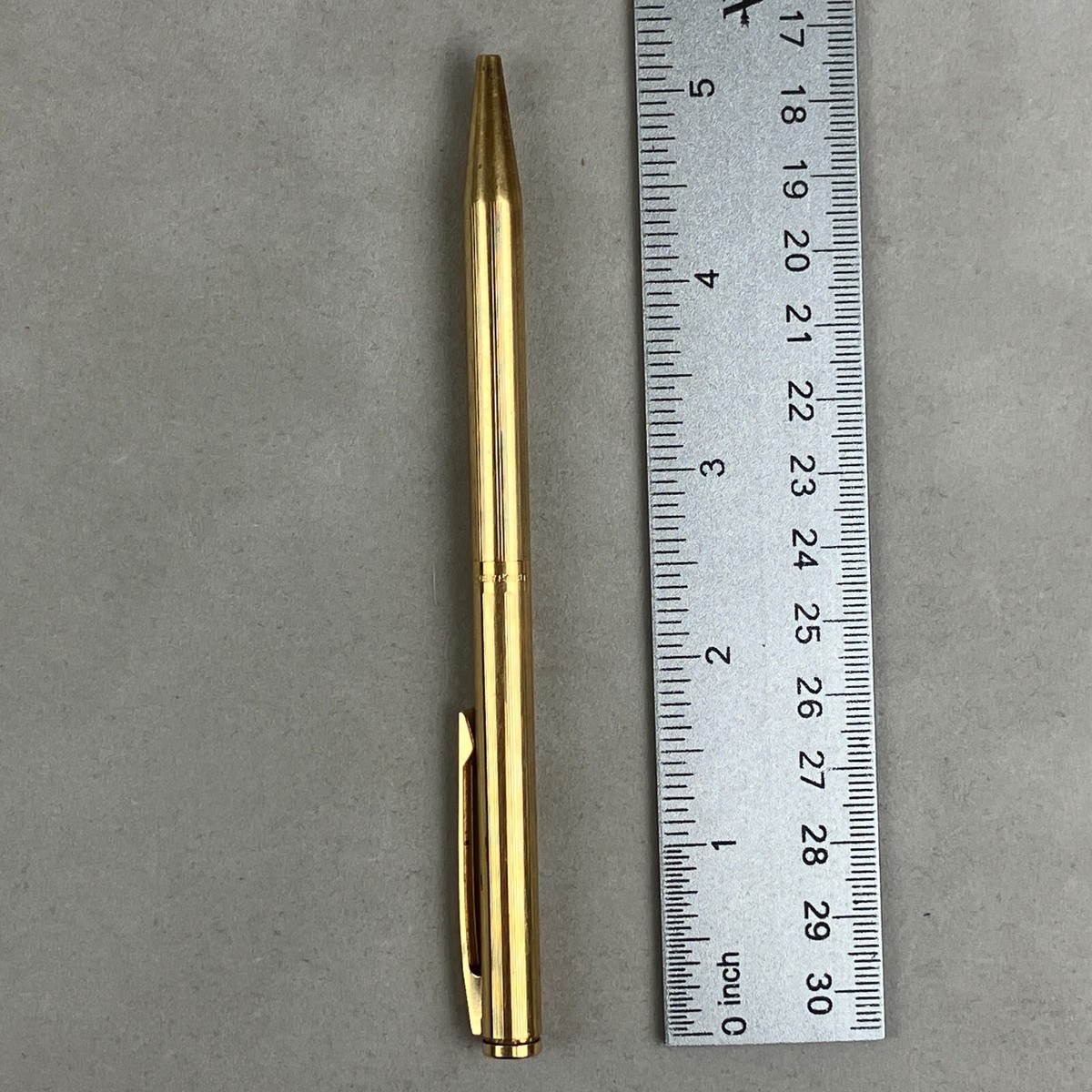 Vintage Sheaffer Targa 1005 Fluted Gold Electroplated
