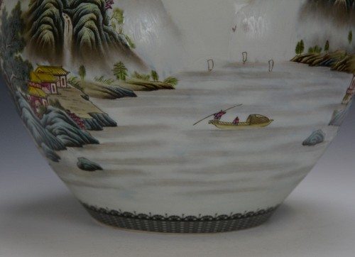 Large Chinese Republic Famille Rose Landscape Globular Porcelain Vase with Mark - Picture 10 of 12