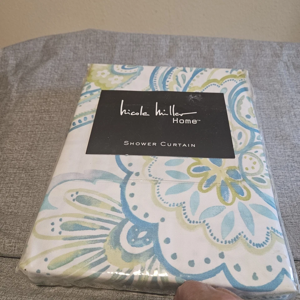 Nicole Miller Graphic Flowers Shower Curtain 72"x72" Blue Green White - Image 2 of 3