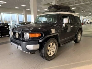 2008 Toyota FJ Cruiser *4x4* *Low KM*
