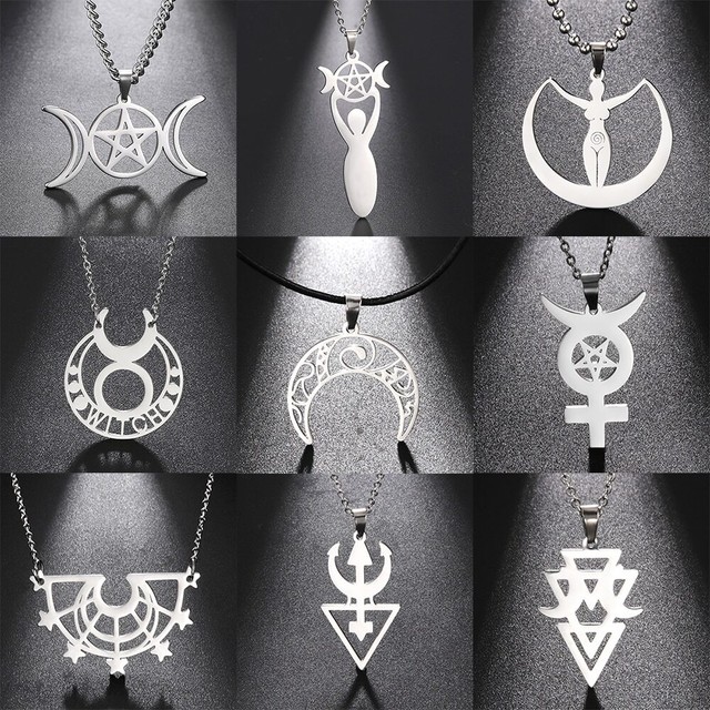 Spiral Goddess of Fertility and Triple Moon Wiccan Necklace Vintage Pentagram Spiral Goddess of Fertility and Triple Moon Wiccan Necklace Vintage Pentagram
