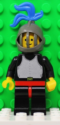 ๐ฐKate's Figs: LEGO Castle Minifigures - Kings, Knights, Crusaders, & Forestmen - Picture 156 of 316
